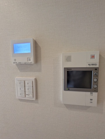 セキュリティ　モニター付きインターホンで安心