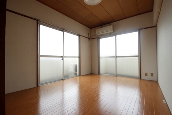 居室・リビング　※別室の写真を使用しております※