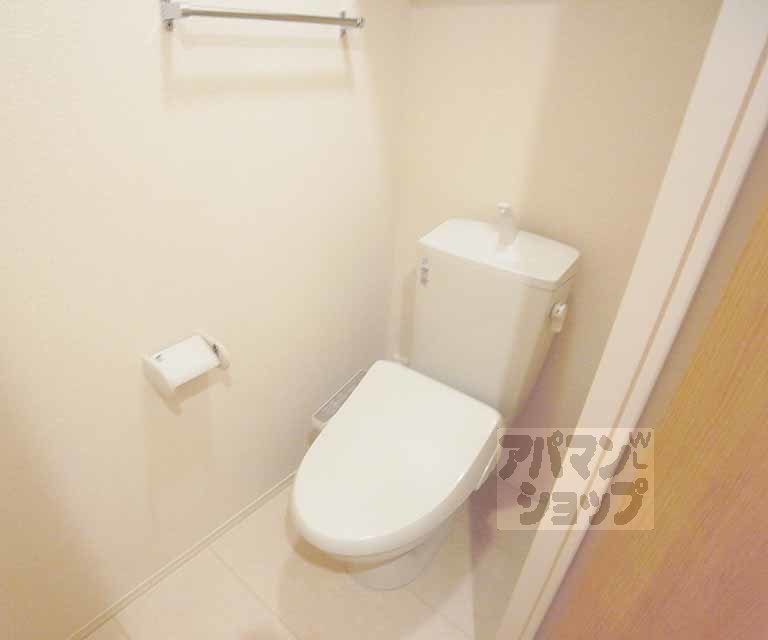 トイレ　ウォシュレット付き！