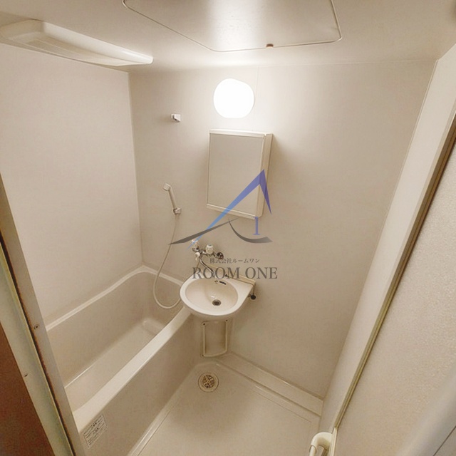 バス・シャワールーム　お風呂です。