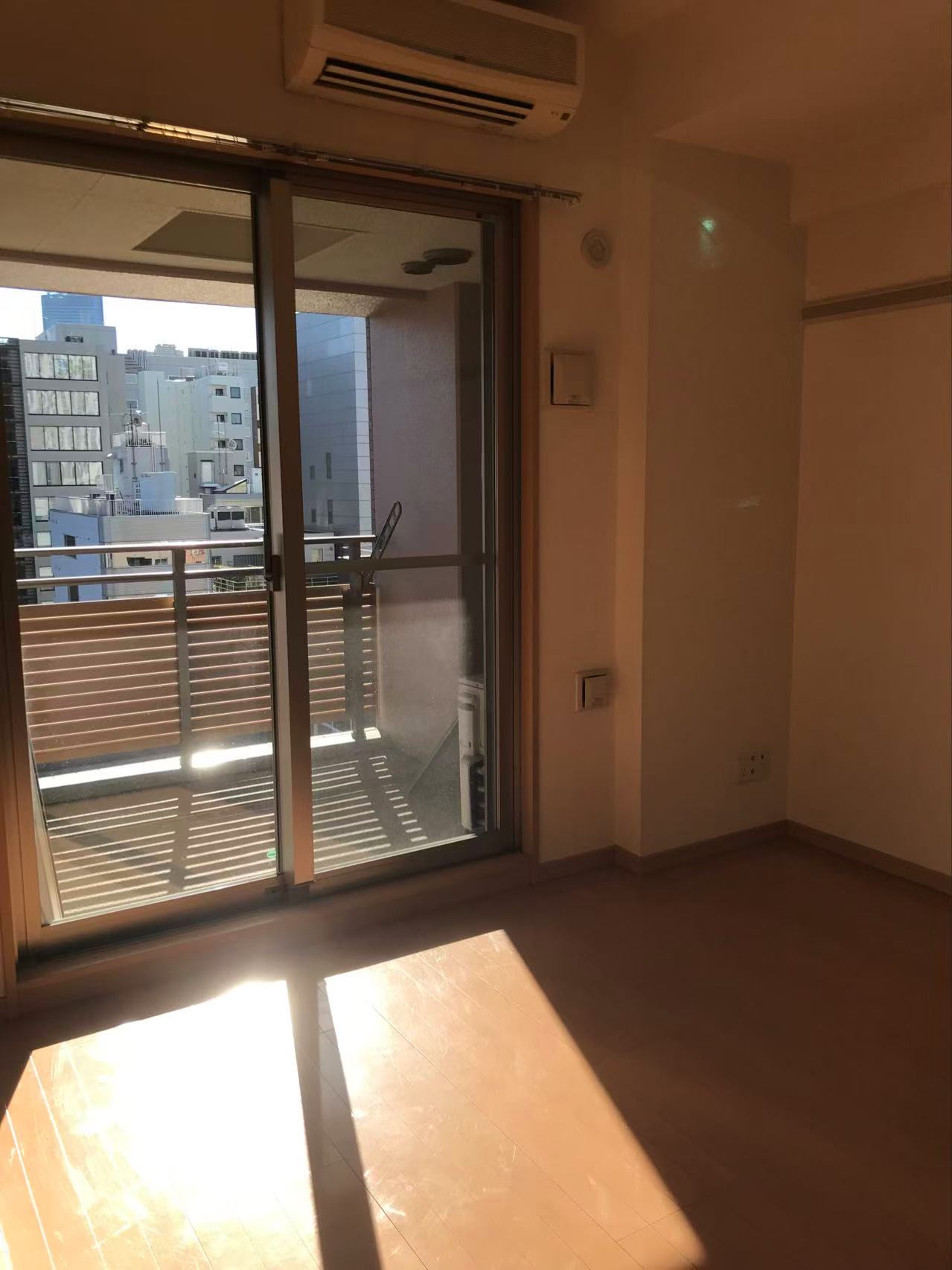 居室・リビング　内観