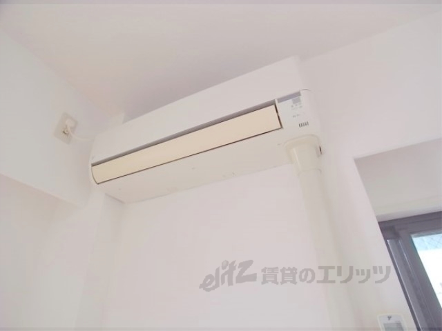 その他設備　エアコンも備え付けです。