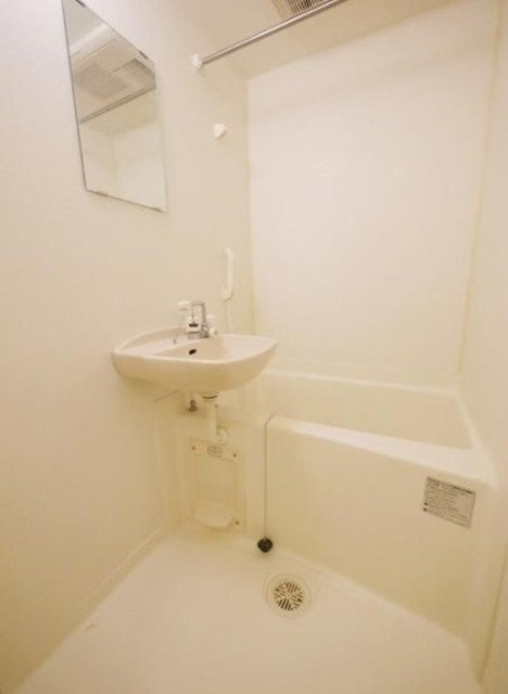 バス・シャワールーム　同タイプ部屋