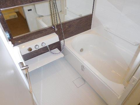 バス・シャワールーム　バス（イメージ）