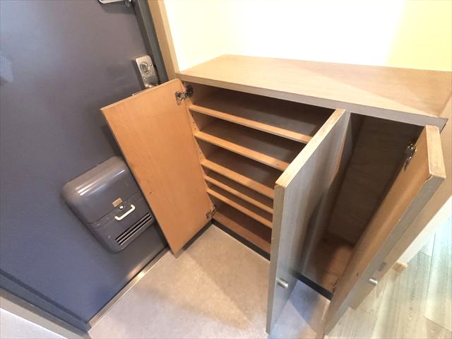 玄関　シューズBOX