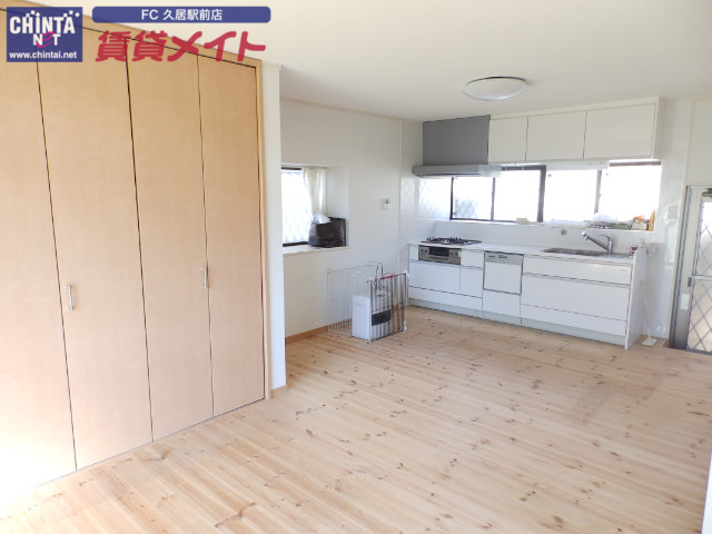 居室・リビング　※リフォーム前の写真です。