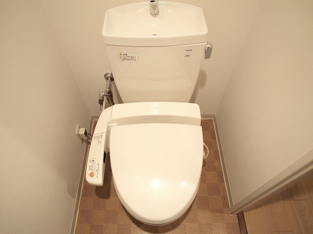 トイレ　落ち着いたトイレです