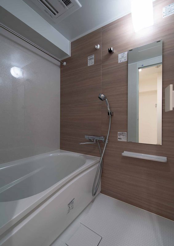 バス・シャワールーム