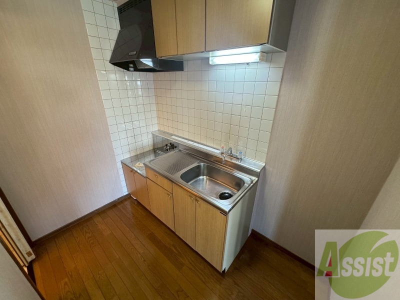 キッチン　キッチンはスペースも広々していて使いやすそうですよ！