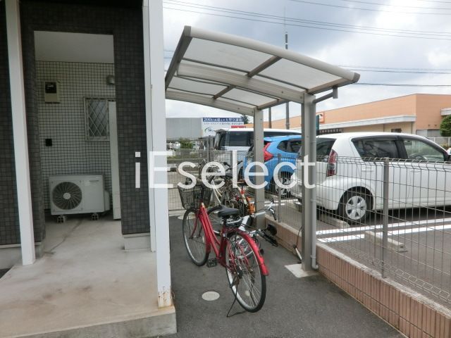 その他共有部分　便利な駐輪場です。