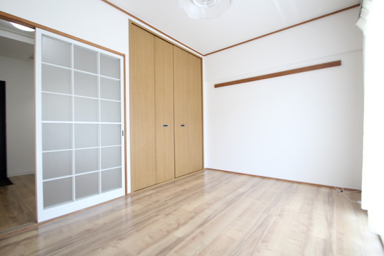 居室・リビング　※別部屋の写真です