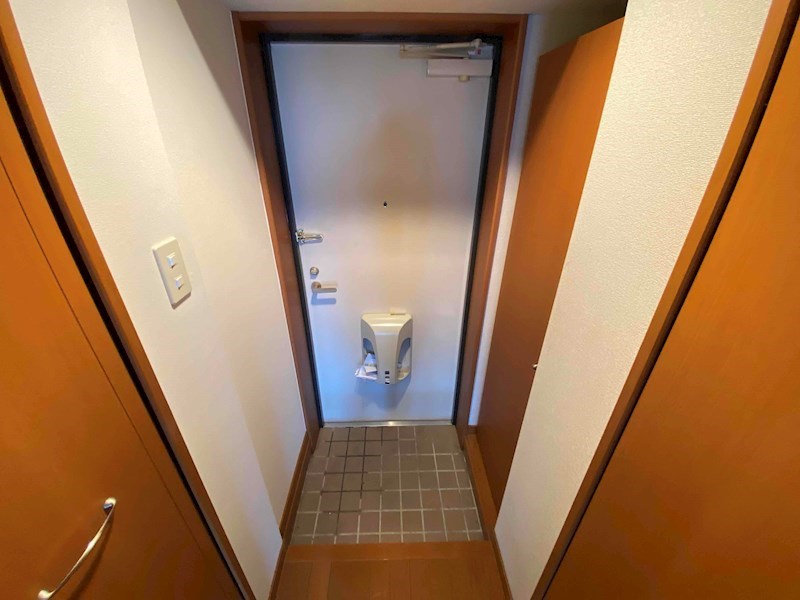 玄関　同物件別部屋イメージ