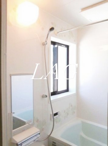 バス・シャワールーム　お風呂です。