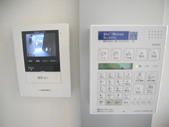 セキュリティ　モニター付きインターホンとホームセキュリティ（エルコネット）