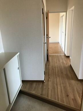 玄関　こちらは別室の参考写真です