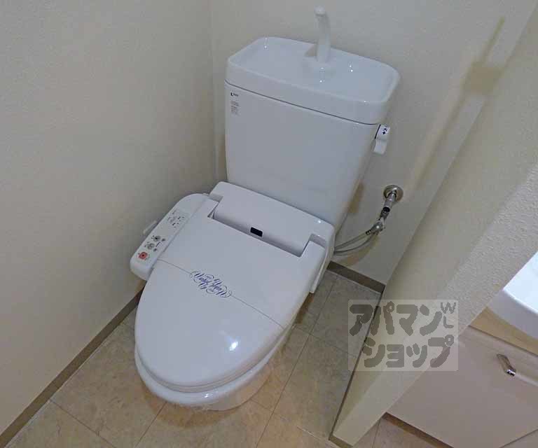 アスヴェル京都河原町二条のトイレ写真