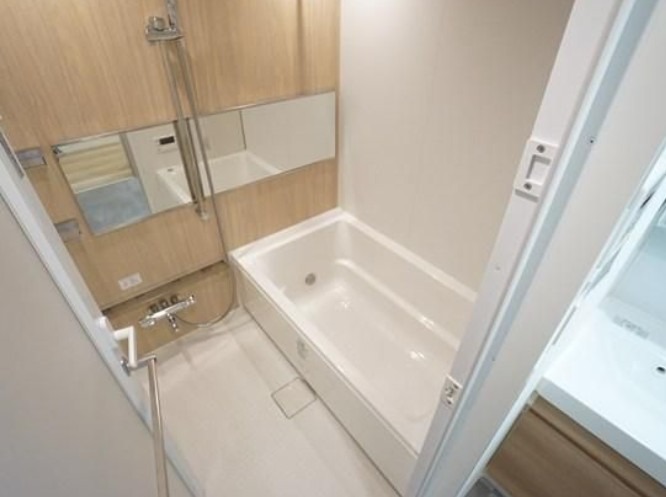 バス・シャワールーム　※別部屋参考写真