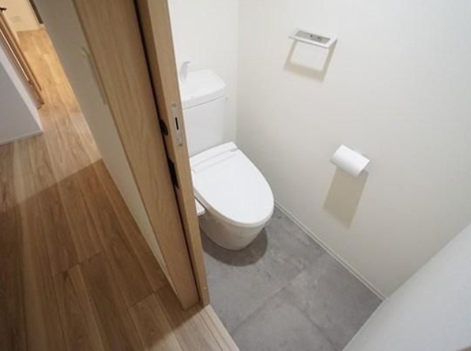 トイレ　※別部屋参考写真