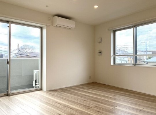 居室・リビング　※別部屋参考写真