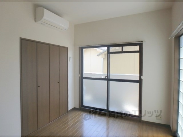 居室・リビング　明るいお部屋です。