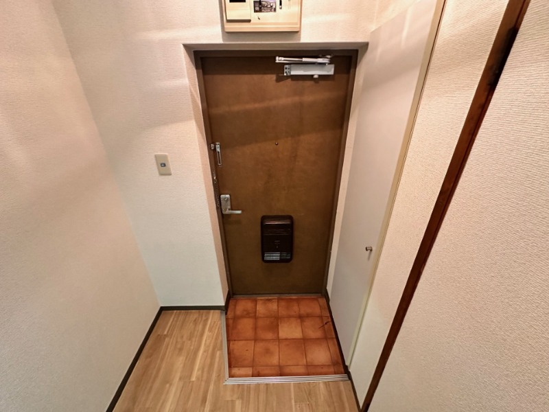 玄関　※他号室イメージ