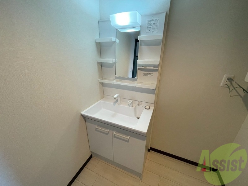 洗面設備　シャンプードレッサーで身支度もラクラクです！