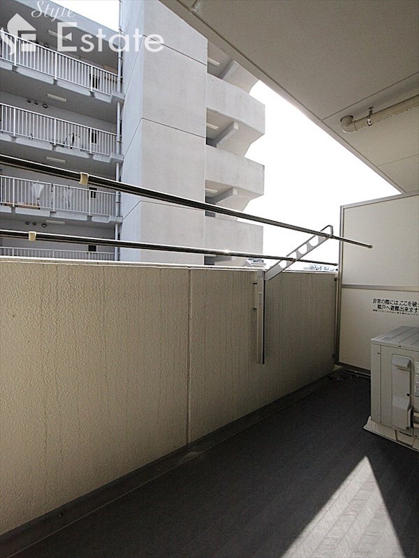 バルコニー　バルコニー