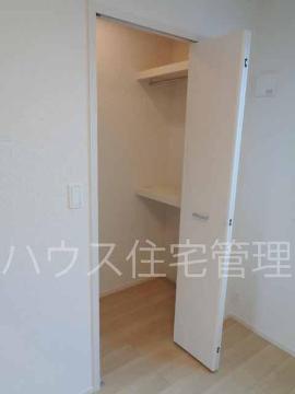 収納　クローゼット