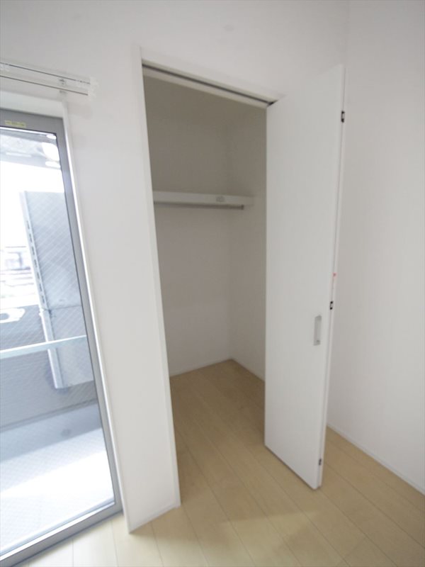 収納　クローゼット（収納充実してます）