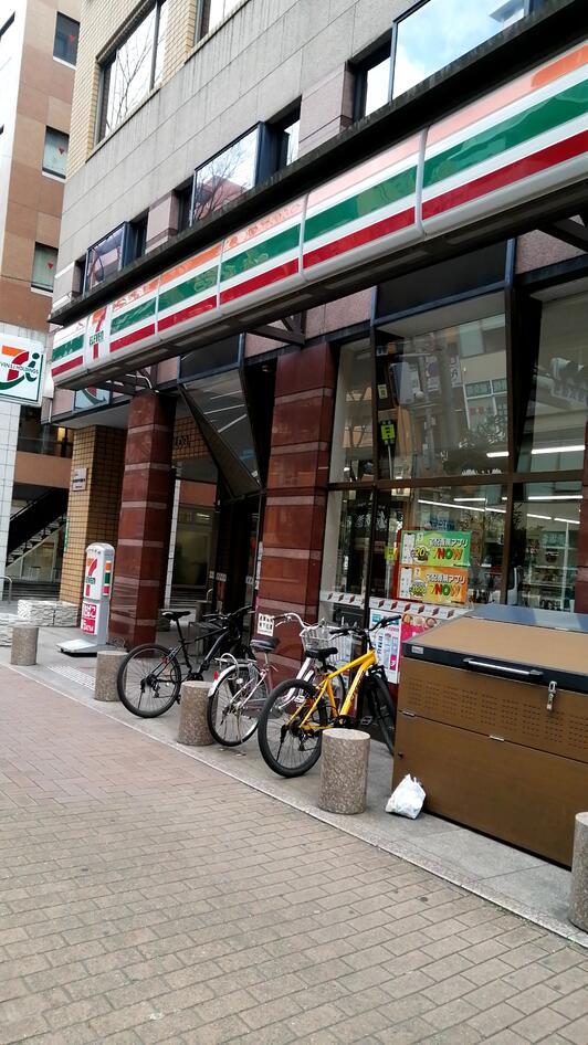コンビニ　セブンイレブン 福岡赤坂南店（コンビニ）まで115m