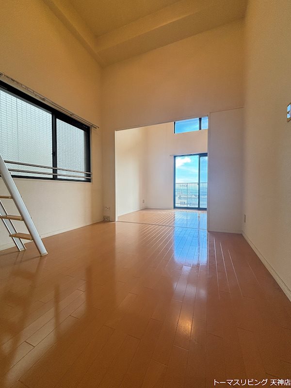 居室・リビング　※別号室参考写真