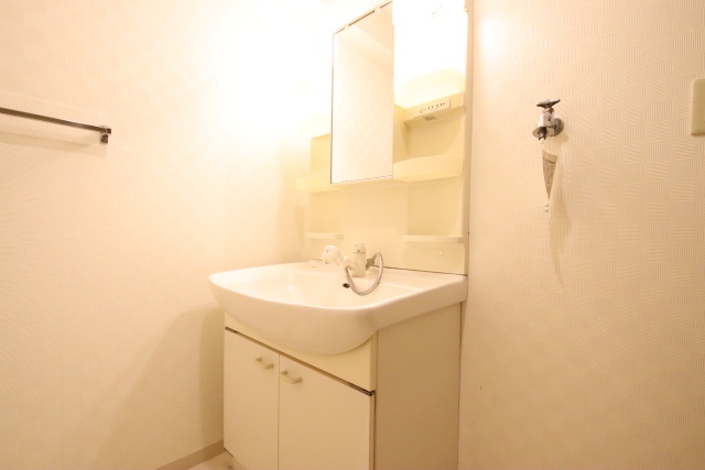 洗面設備　別室の参考写真です。※現況優先