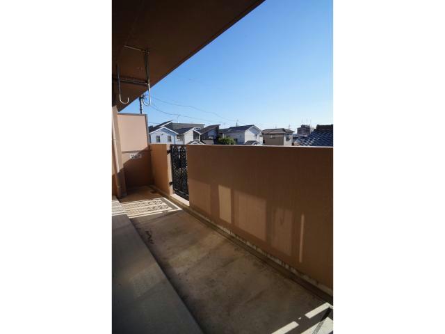 バルコニー　広くて気持ちのよいベランダスペース♪