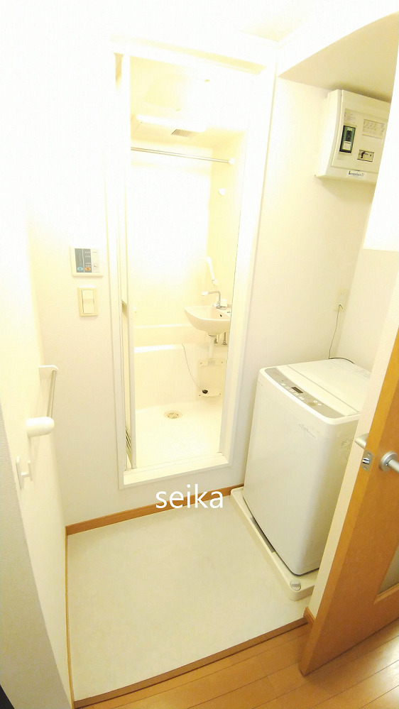 洗面設備　同タイプ室内