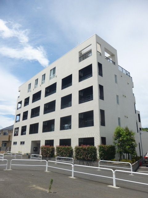 建物外観　★京王線仙川駅徒歩９分・買い物・生活便利です★