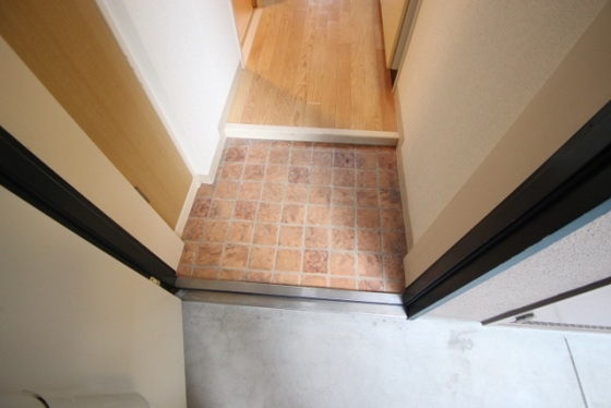 玄関　※別部屋の写真です