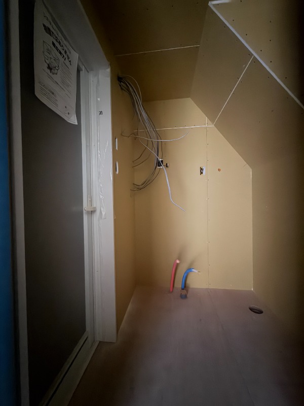 洗面設備　建築工事中です