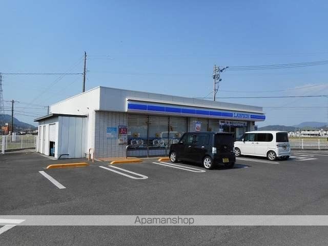 コンビニ　ローソン観音寺流岡町店（コンビニ）まで900m