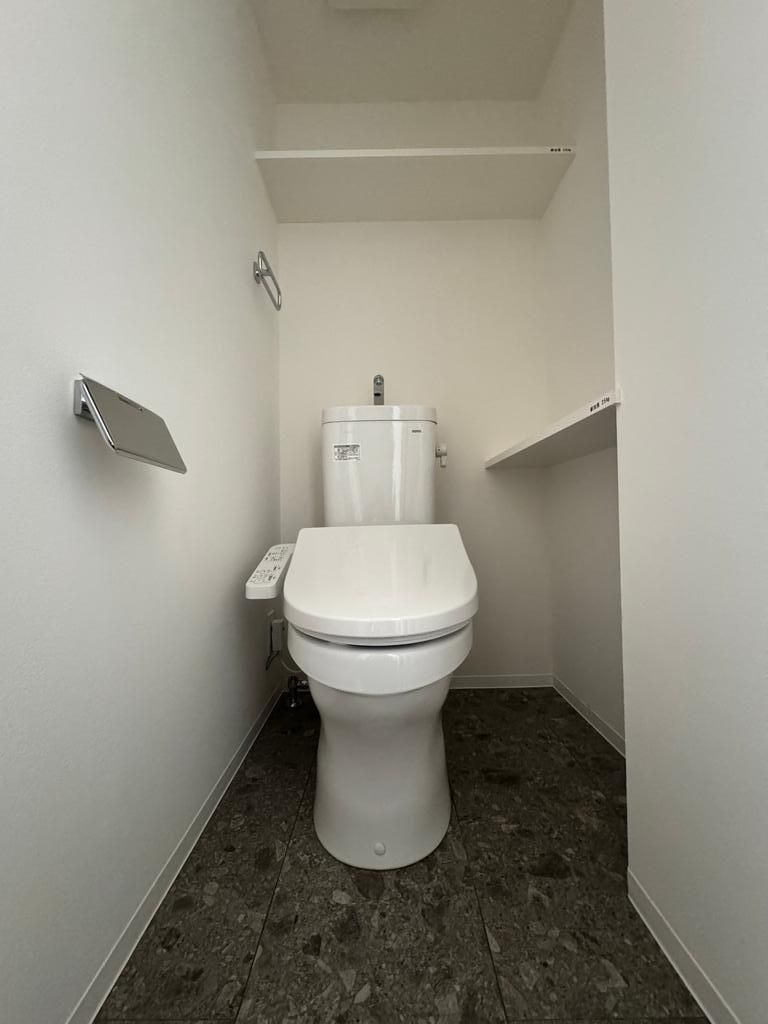 トイレ　清潔感のあるトイレです