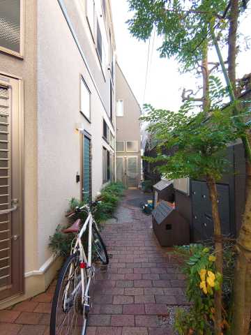 エントランス　グランエッグス高円寺W