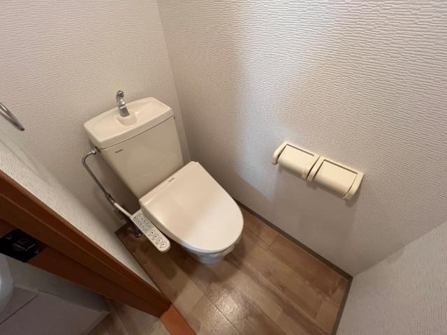 トイレ　シャワー付トイレ