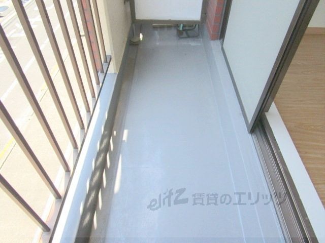 バルコニー　ベランダ