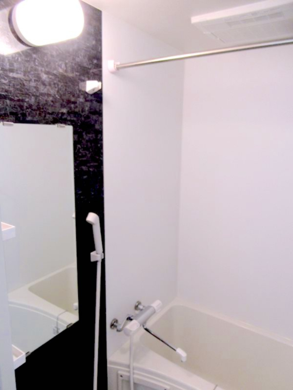 バス・シャワールーム　浴室