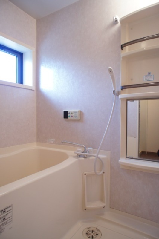 バス・シャワールーム　図面と現状に相違がある場合には現状を優先