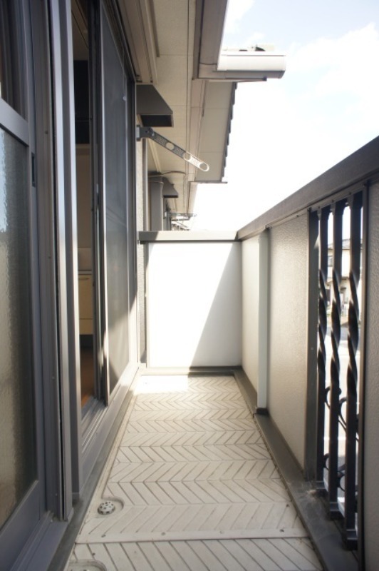 バルコニー　図面と現状に相違がある場合には現状を優先