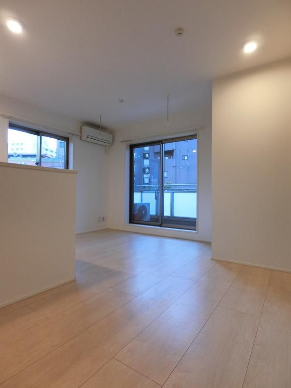 居室・リビング　ゆったりとした居間です