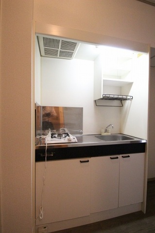 キッチン　写真別号室です。