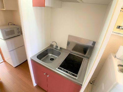 キッチン　設備・仕様は号室により異なる為、現況を優先致します。