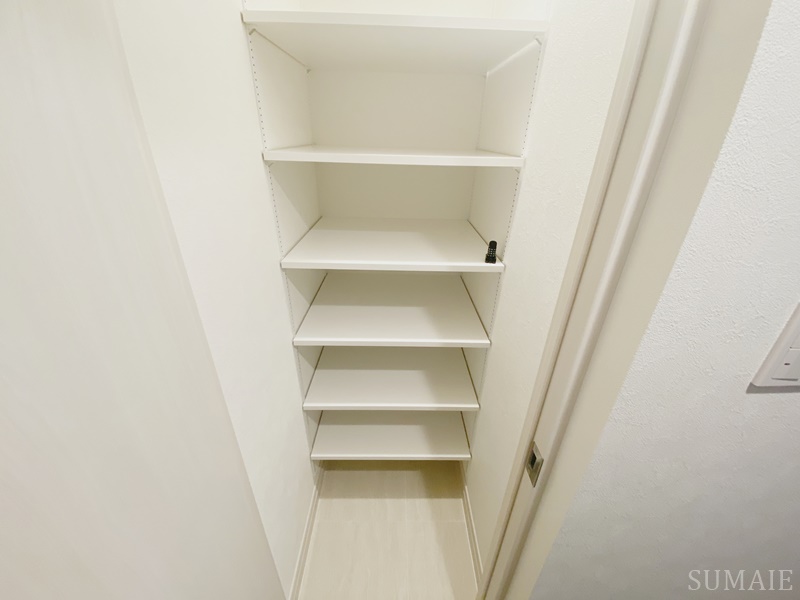 収納　シューズボックス☆