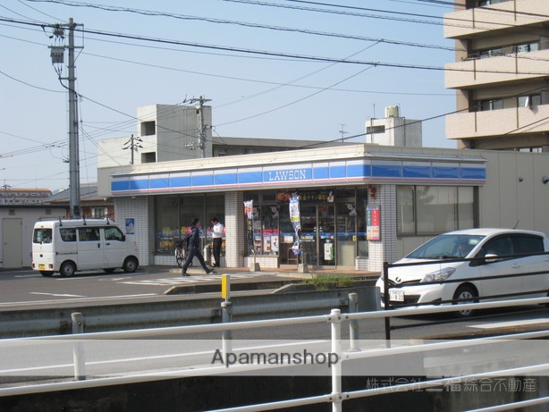 コンビニ　ローソン（コンビニ）まで555m